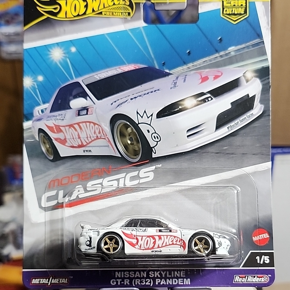 Nissan Skyline GT-R (R32) Pandem - White